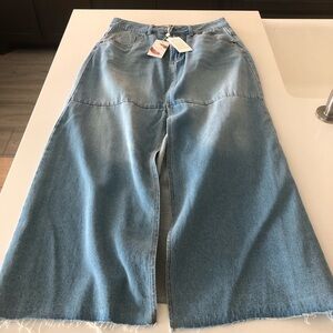 Chelsea & Violet brand new Women's Blue Denim Skirt